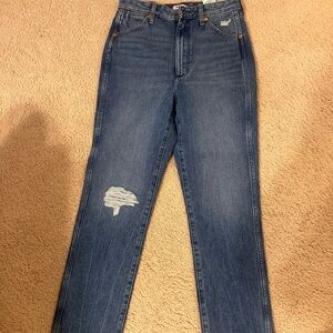 Wrangler Heritage Slim Walker Jean